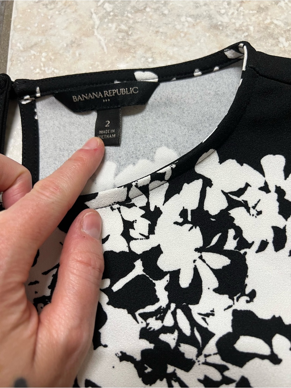 Banana Republic Black and White Floral Midi Dress - Picture 3 of 7